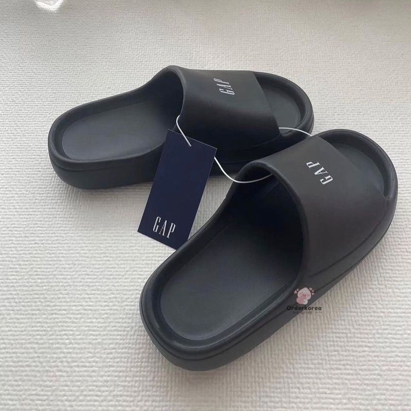 Order -  Dép Gap nhựa nguyên khói