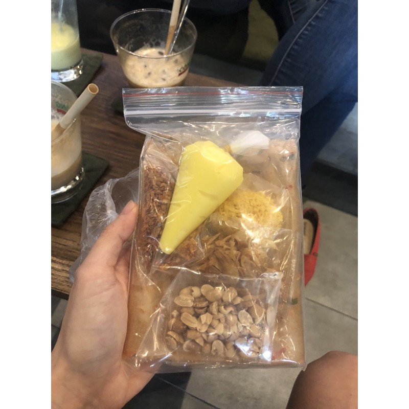 [ 50 Bịch] Bánh tráng bơ vàng