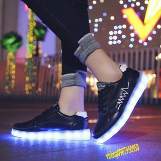 GIÀY PHÁT SÁNG NHỊP TIM MÀU ĐEN (ảnh thật--video thật)