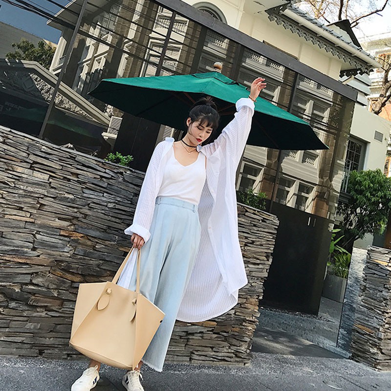 Áo sơ mi trắng dáng dài