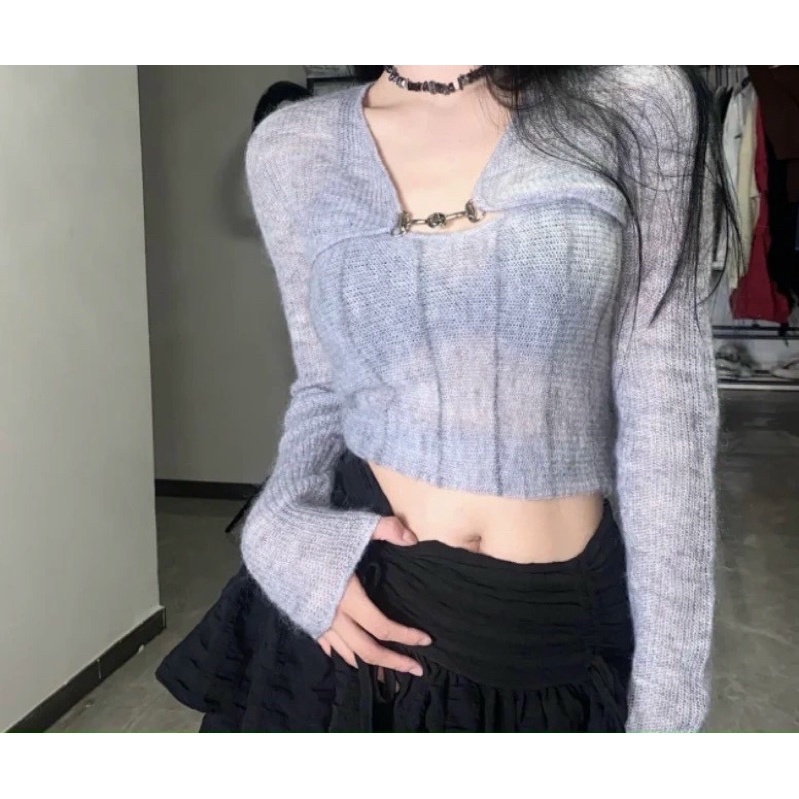 Set áo hai dây len mix cadigan lửng dài tay, set hai chi tiết mặc rời được nhé.