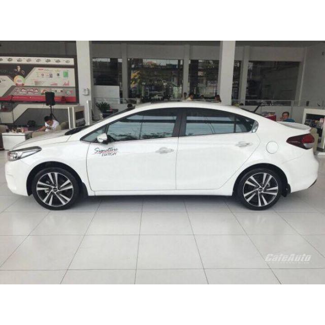 KIA CERATO: Dán PPF bảo vệ nắp bình xăng - BẢO HÀNH 12 THÁNG