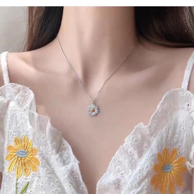 Dây và mặt dây cúc khuyết - ảnh chụp sản phẩm thật