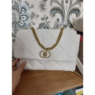 Túi da mềm phối xích