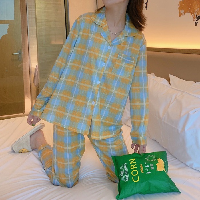 Bộ Đồ Ngủ Tay Dài Vải Cotton In Họa Tiết Caro Xinh Xắn Cho Nữ