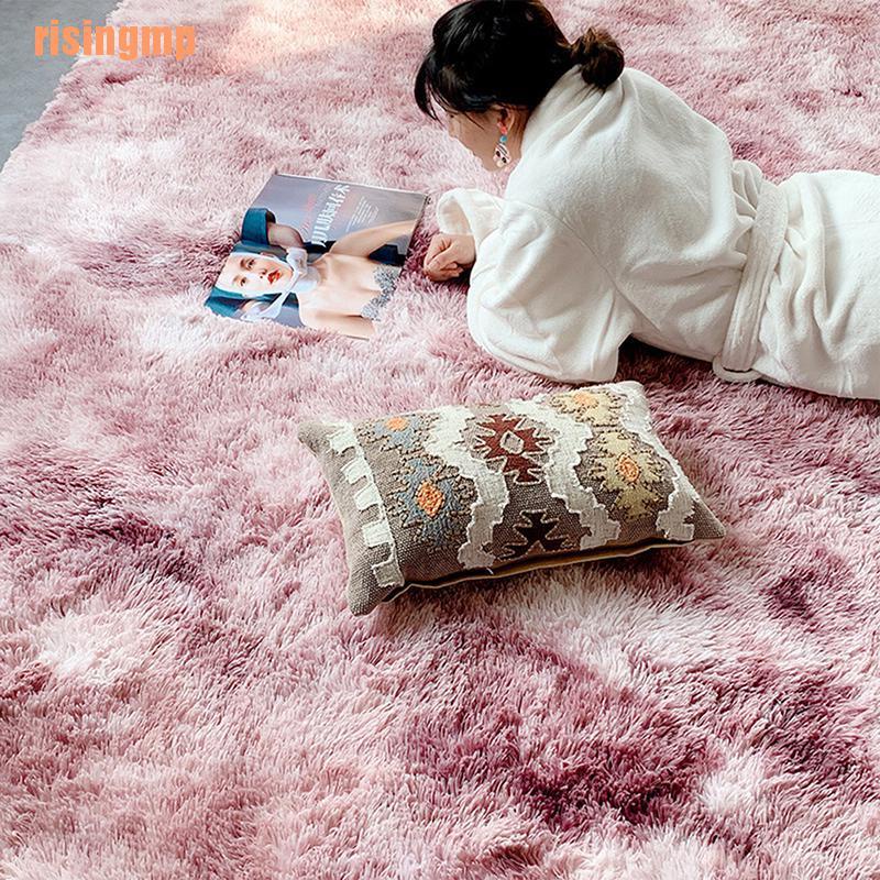 Thảm Lông Nhuộm Màu Độc Đáo Trang Trí Phòng Khách