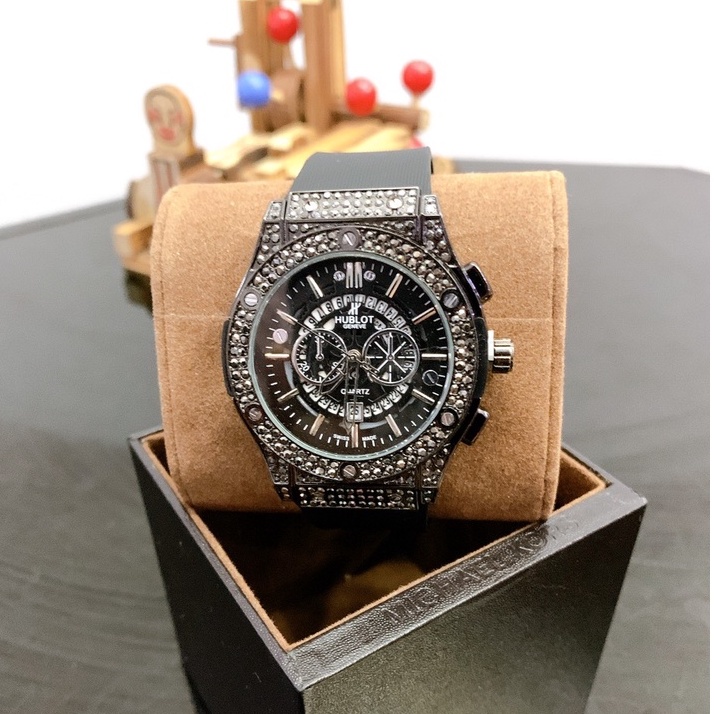 Đồng hồ nam nữ bộ đôi - có bán lẻ. dây hương vani cao cấp - bảo hành 12 tháng | BigBuy360 - bigbuy360.vn