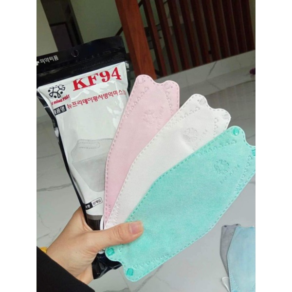 KHẨU TRANG KF94 THÙNG 300 CÁI