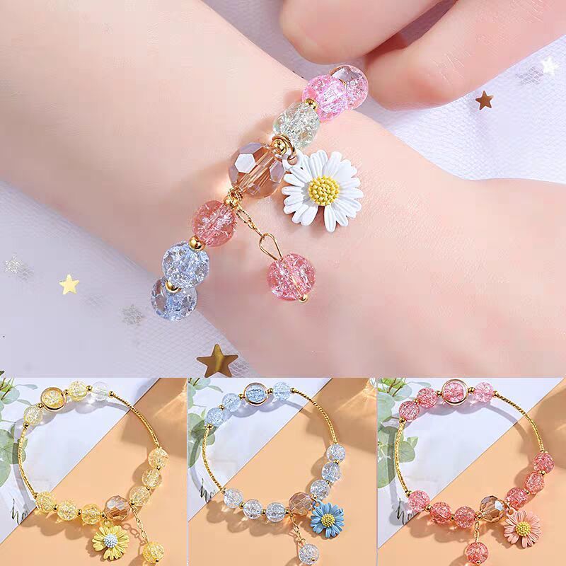 Vòng tay nữ xỏ hạt pha lê trong suốt phối mặt hình hoa cúc nhỏ