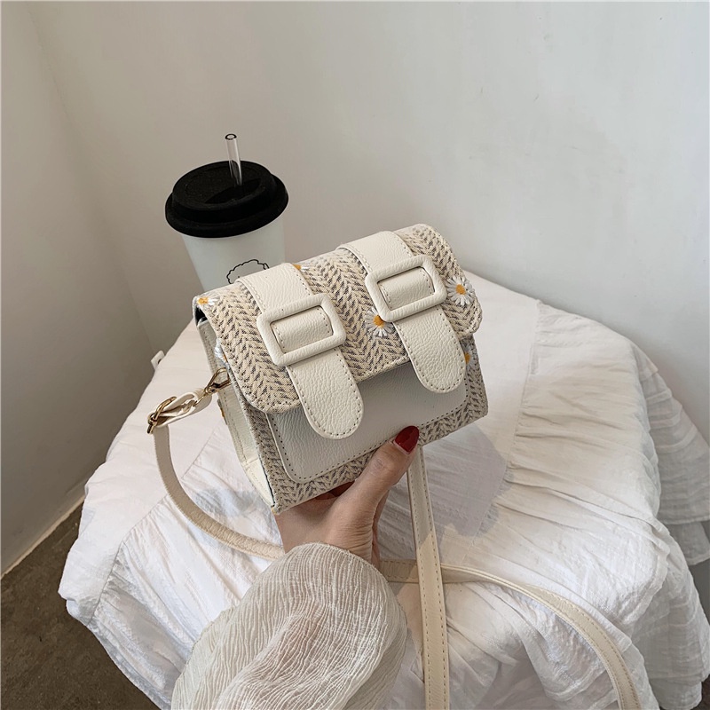 Túi đeo chéo mini họa tiết hoa cúc dễ thương ST22