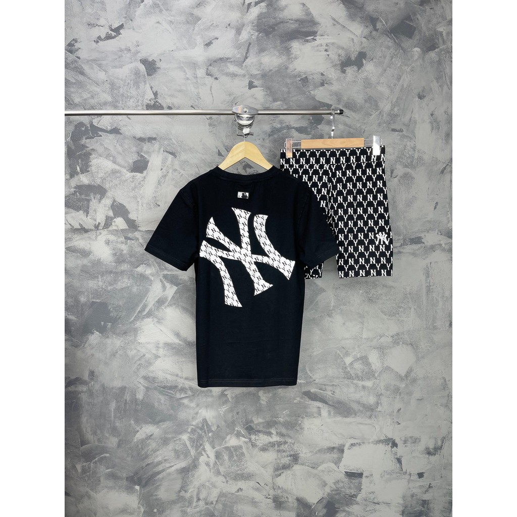 (HÀNG XUẤT XỊN) Áo đen logo thêu 1831 N//Y MONOGRAM LOGO TEE BLACK Made in V/N full tag code  Size XS S M L