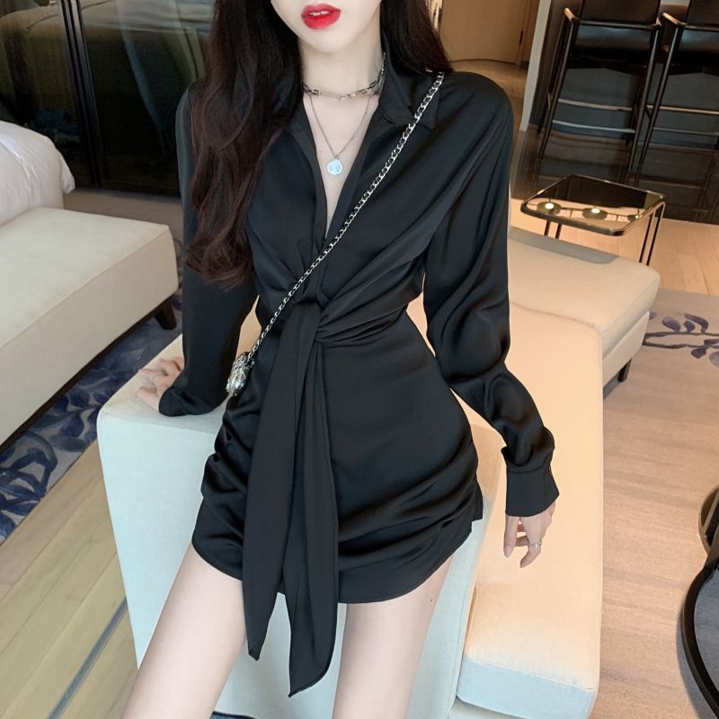 Đầm Satin Ngắn Ôm Eo Cao Cấp Phong Cách Mới 2022