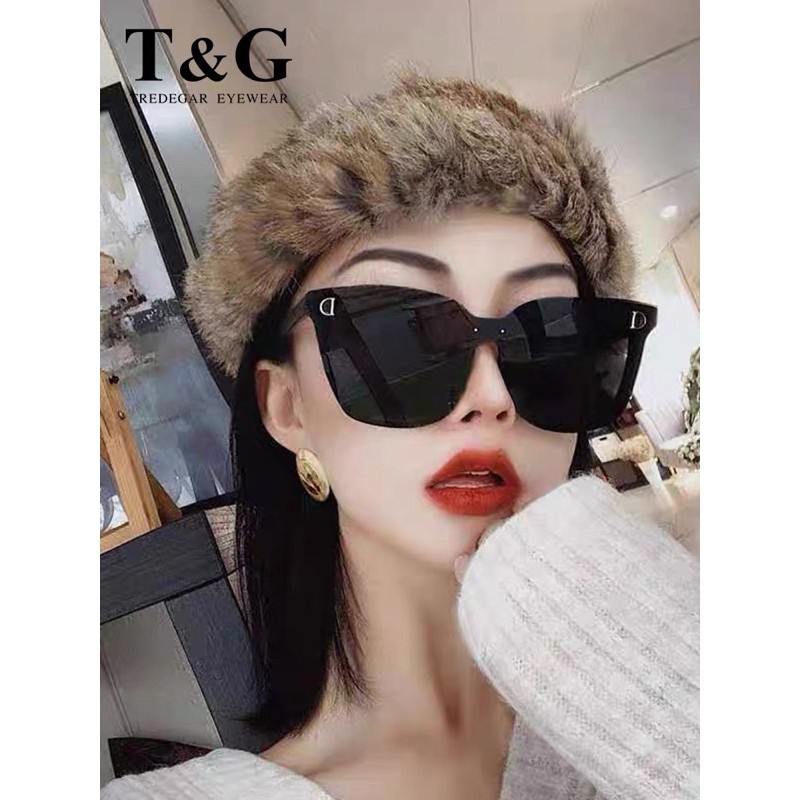 Kính mát thời trang TQ28 thích hợp mang đi biển đi du lịch đi làm form kính to chống nắng hiệu quả bảo vệ mắt | BigBuy360 - bigbuy360.vn