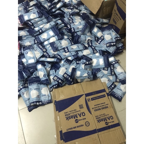 Thùng 300 cái KF94