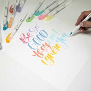 zebra brush pen mildliner