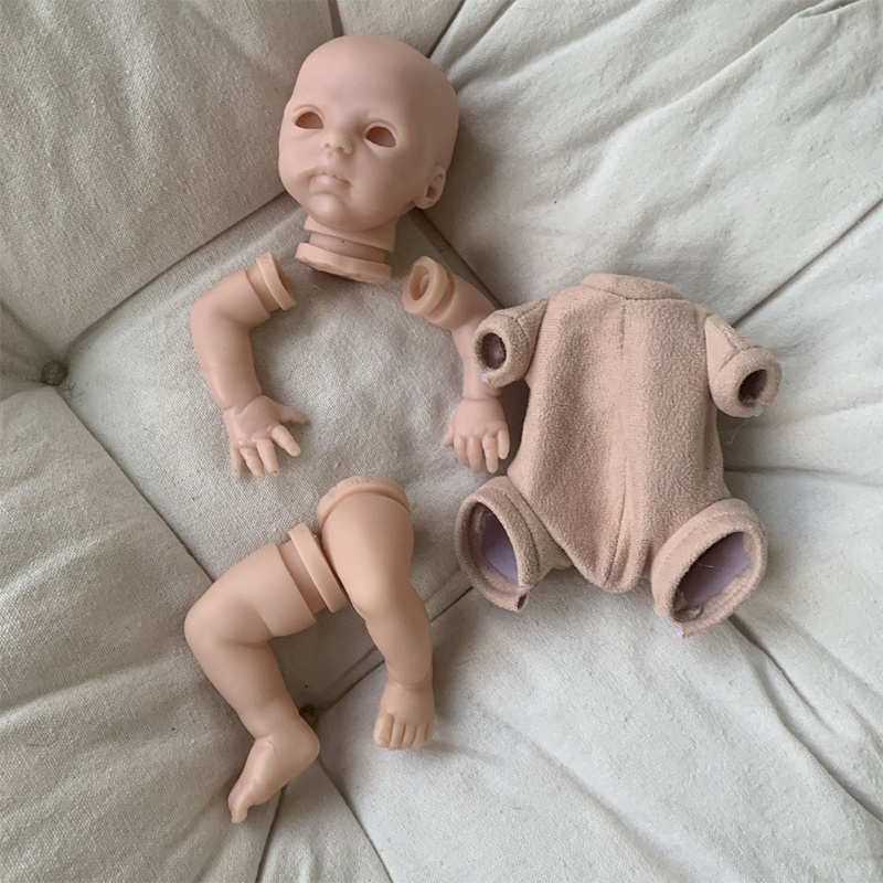 Bộ Búp Bê Em Bé Sơ Sinh Bằng Silicone Kèm Phụ Kiện