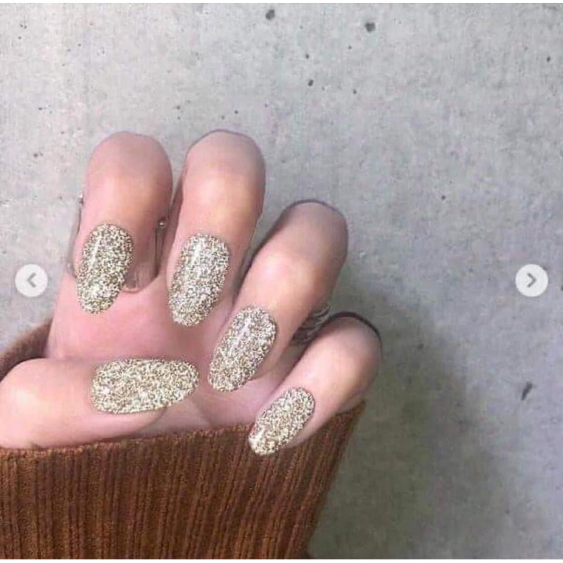 gel gel nhũ flash 2 màu vàng và bạc bộ nail sáng khi đc ánh đèn chiếu vào | BigBuy360 - bigbuy360.vn