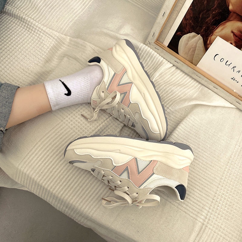 Giày sneaker Thể Thao Đế Dày Phối Lưới Thoáng Khí Thời Trang Cho Nữ 2022
