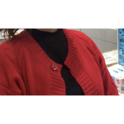 Hàng Sẵn_Áo len sáp mềm màu đỏ lưới phụ nữ áo khoác len dệt kim xoắn phong cách hàn