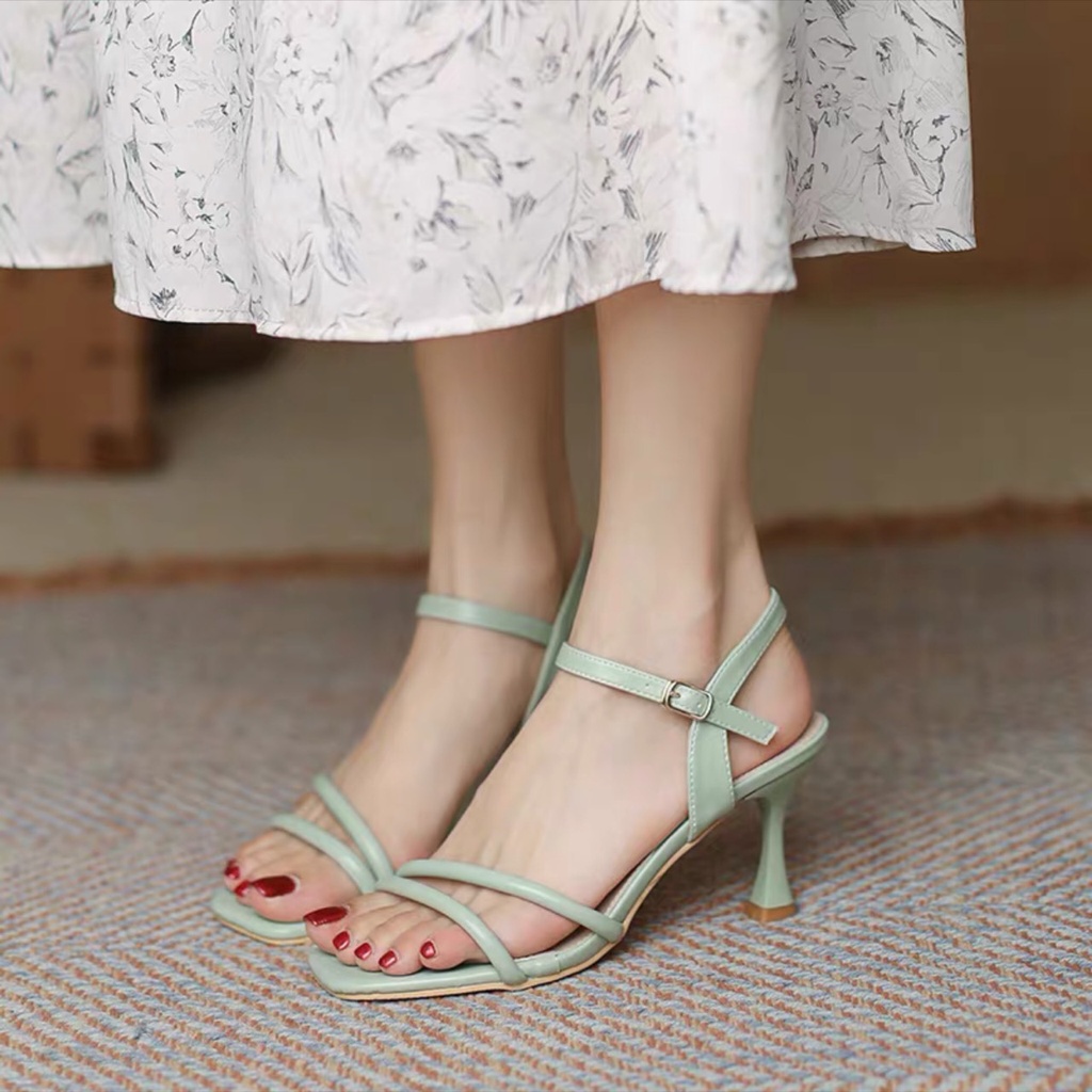 Sandal cao gót gót nhọn 7 phân quai mảnh hot trend năm nay Mã S489