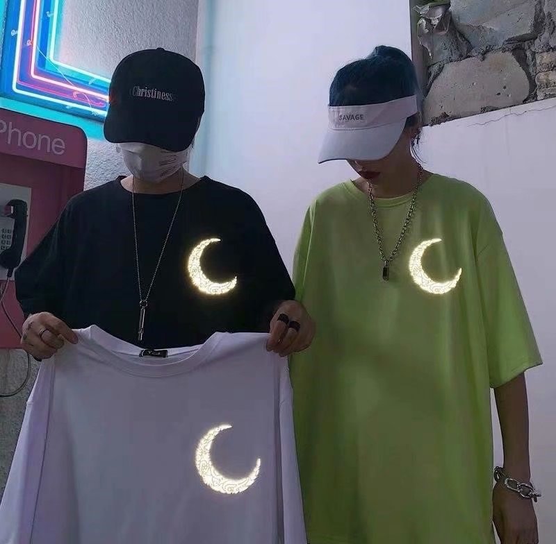 Áo thun dáng rộng tay ngắn in hình mặt trăng phong cách thời trang phù hợp cho cặp đôi có 3 màu size M-5XL