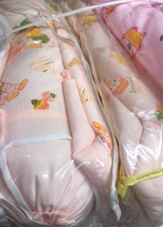 Bộ nệm kate sơ sinh viền bèo