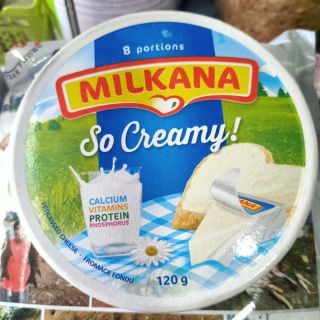 1 hộp Phô Mai Đơn Milkana 8 Viên 120g ( Trộn mồi câu cá)