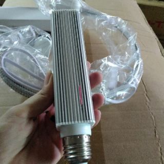 Đèn kẹp bàn đa năng 60 bóng