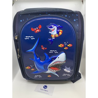 Siêu rẻ Balo chống gù siêu nhẹ hình cá mập cho bé trai Văn Hiến C7