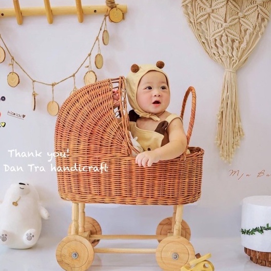 Xe Nôi Đẩy 100% Mây Tự Nhiên - Xưởng Mây Tre ĐAN TRÀ - Đan Kỹ Bền, An Toàn Cho Bé, Phụ kiện Chụp Ảnh Decor Trang Trí