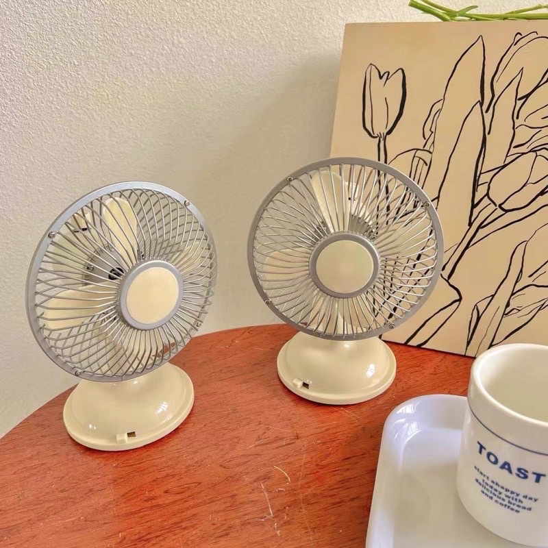 Quạt để bàn kiểu dáng vintage 2 tốc độ gió, quạt mini phong cách Hàn Quốc dễ thương