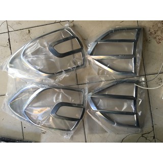 Phụ kiện Làm đẹp xe Everest
