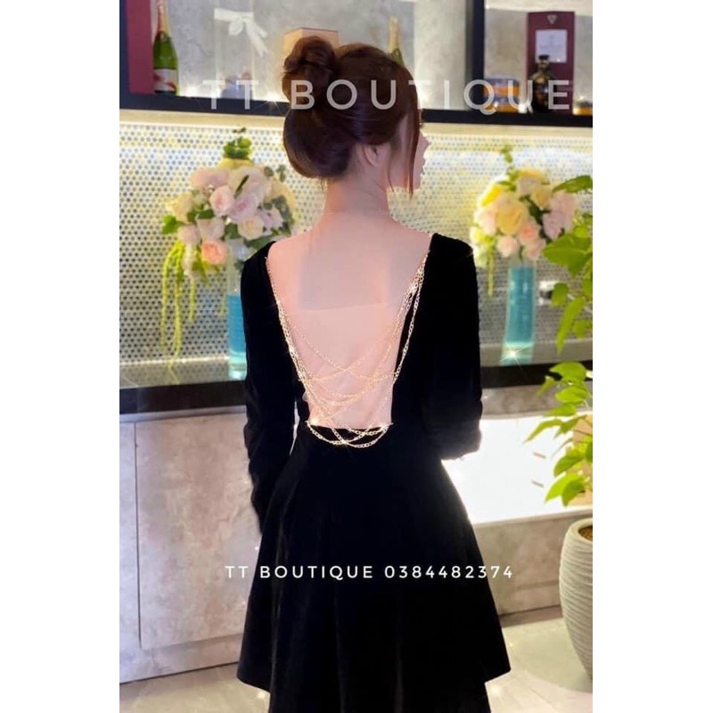 Đầm nhung hở lưng