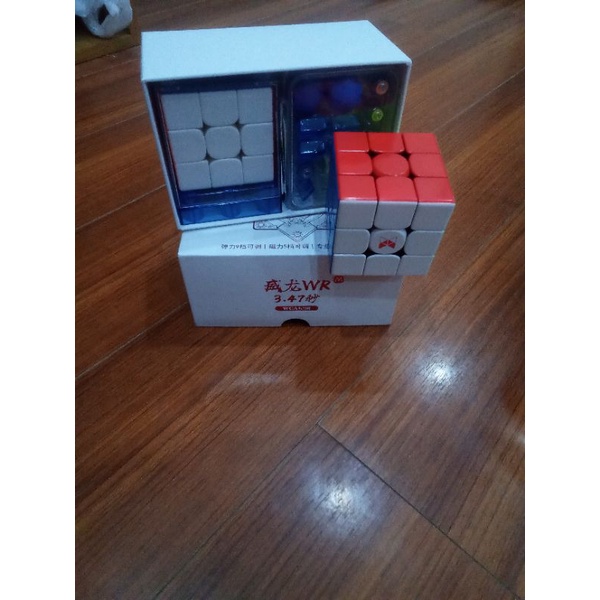 rubik flagship 3x3 wrm 2021 và tornado v2