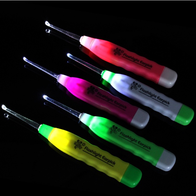 Dụng Cụ Lấy Ráy Tai Có Đèn Đầu Mềm An Toàn Cho Bé - Lấy ráy tai có đèn 3 đầu 🍀Clovershop68🍀