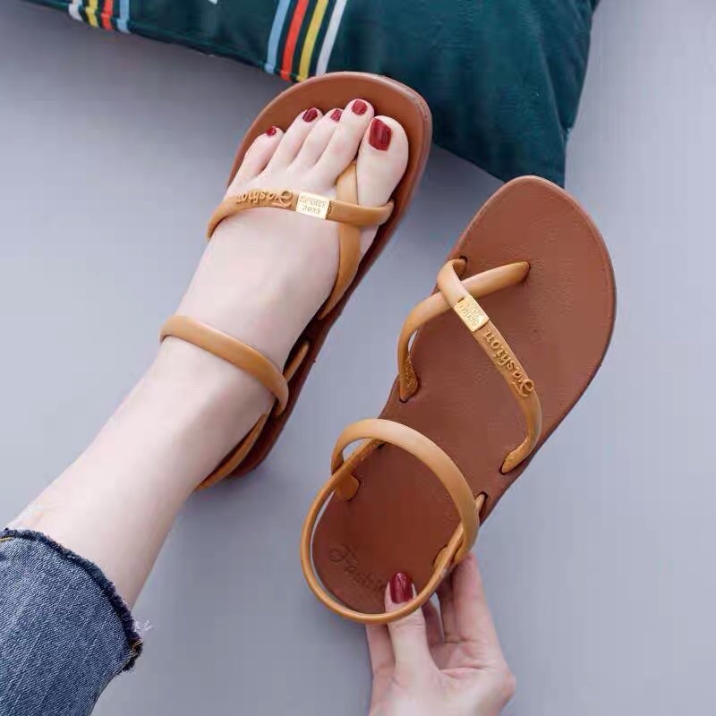 Giày sandal nhựa quai chéo chất liệu cao su, đi biển, đi mưa siêu bền chống trơn trượt.