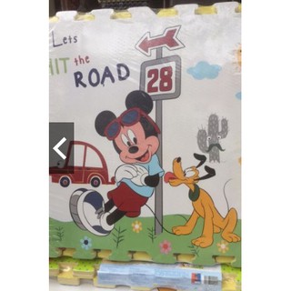 Bộ 4 miếng thảm xốp hoạt hình gấu Pooh/Mickey kích thước 60x60cm