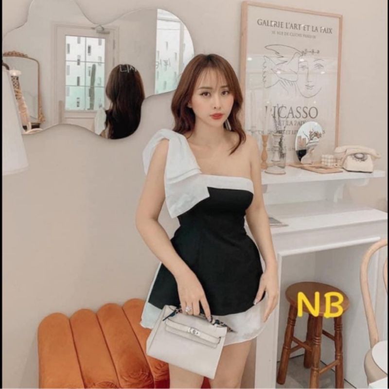 Set áo xẻ tà nơ + váy có quần