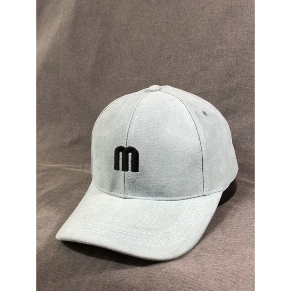Nón kết lưỡi trai chất nhung mịn thêu logo M nổi sắc nét hot hit - Nó kết nam nữ