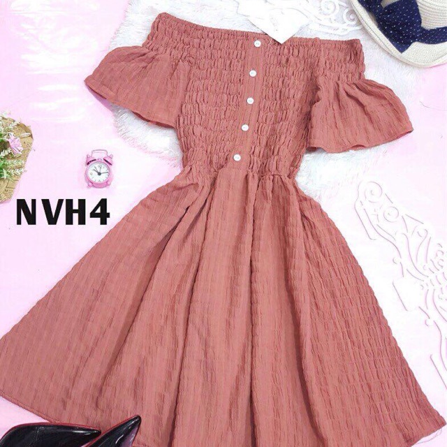 Đầm nhúng tiểu thư
