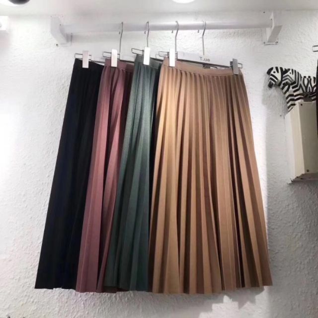 Chân váy dập li ánh nhũ hàng QC