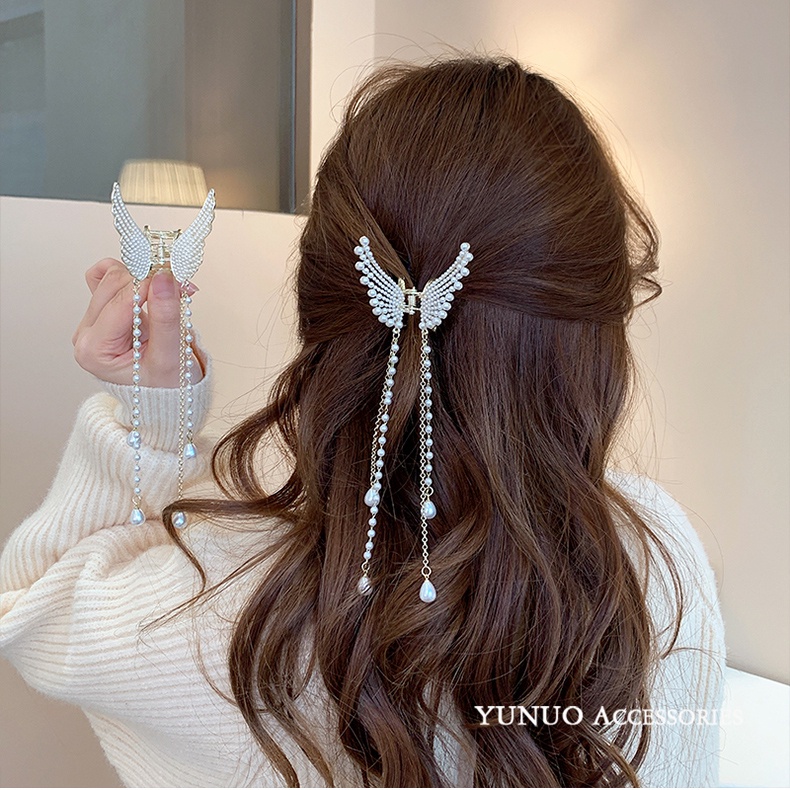 Kẹp Tóc Hình Bướm Đính Ngọc Trai Giả Bằng Kim Loại Kích Thước Nhỏ Cho Nữ