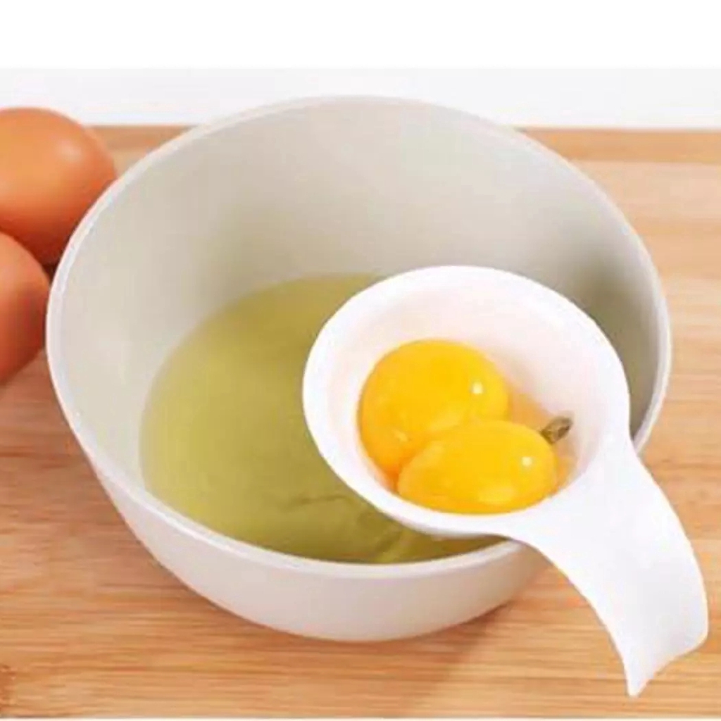 Dụng cụ tách lòng đỏ trứng tiện lợi