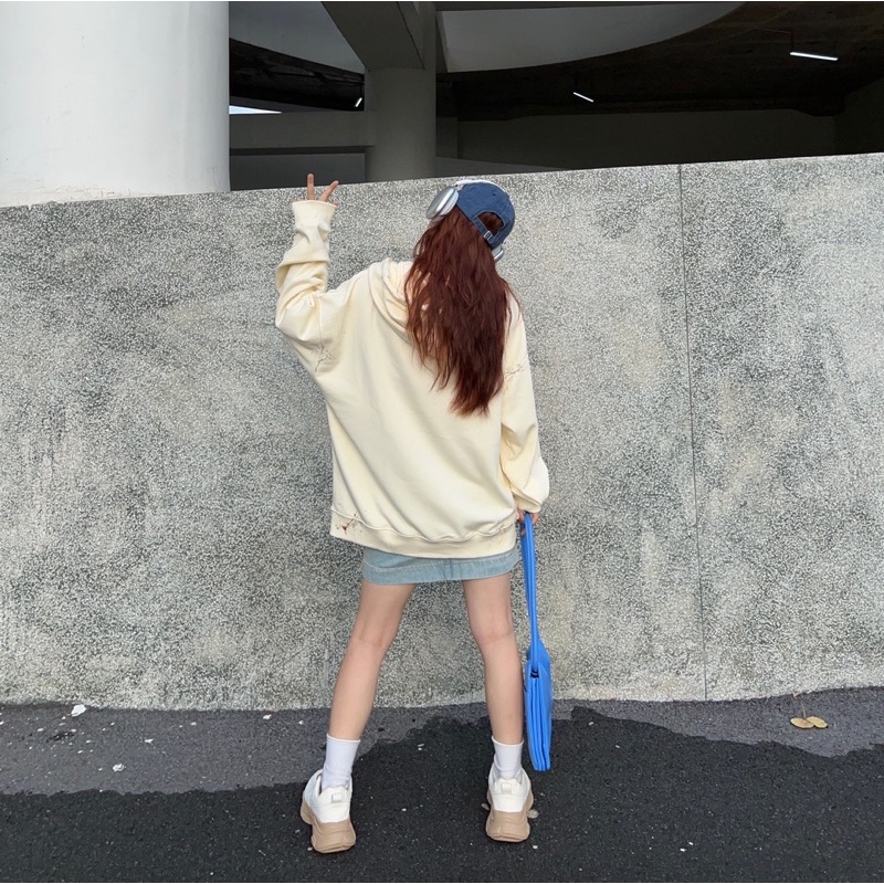 LOCAL BRAND REE - ÁO HOODIE VẨY SƠN THỦ CÔNG MÀU KEM - VẢI CHÂN CUA