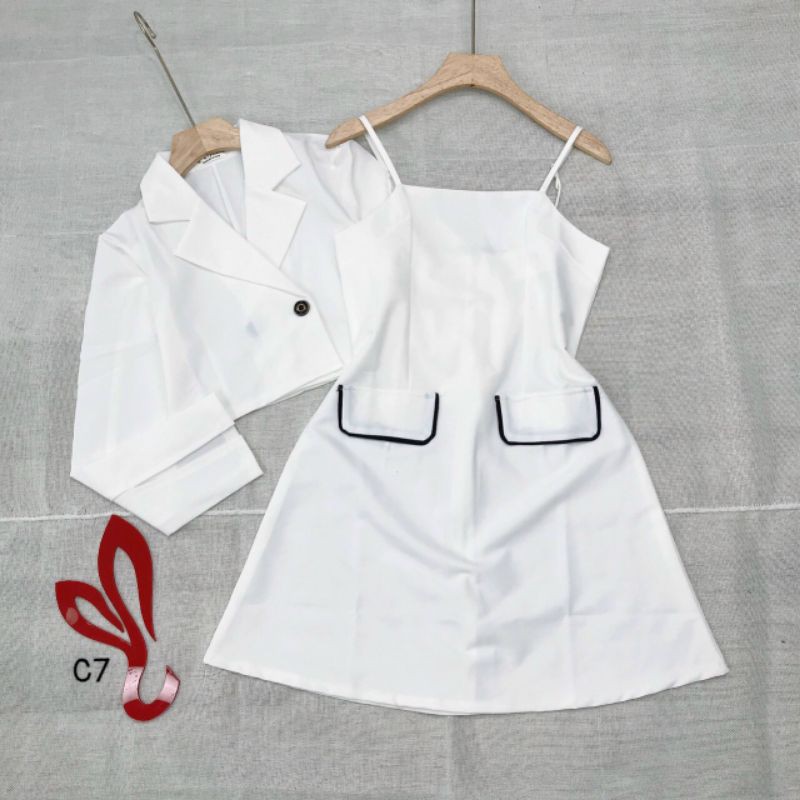 Set váy 2 dây cotton lạnh + khoác vest túi viền