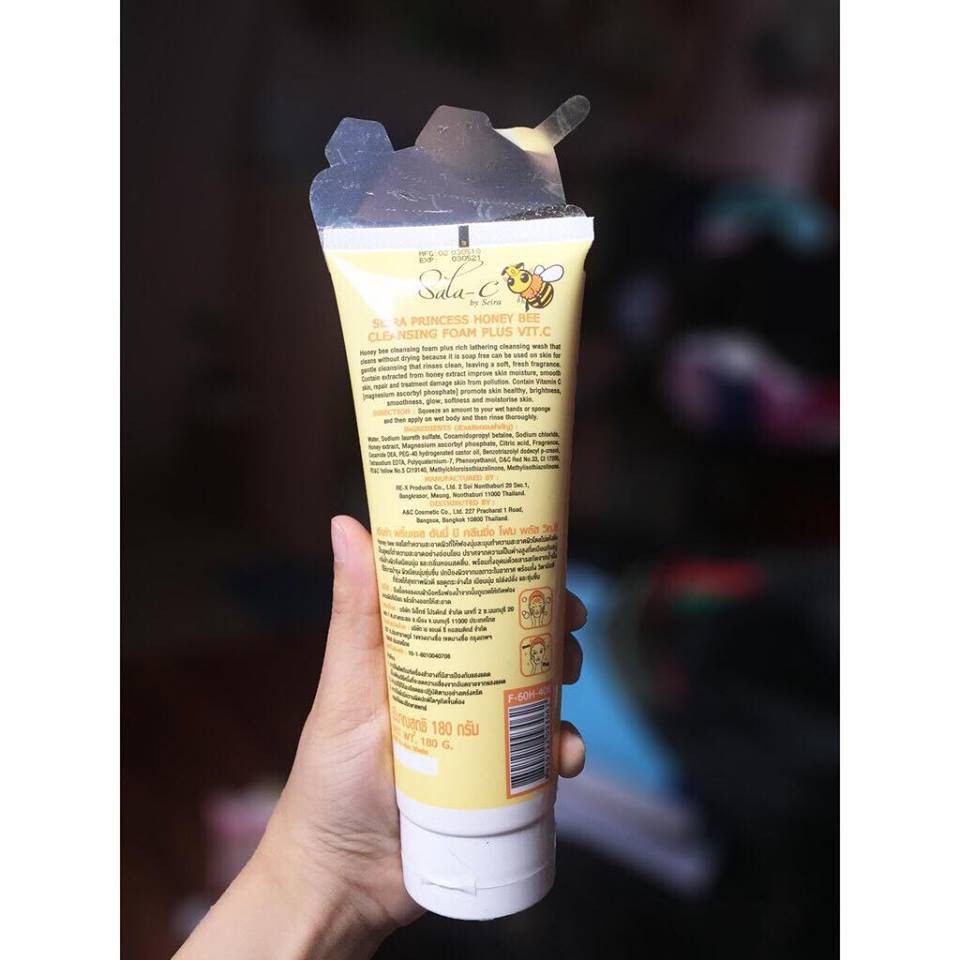 Sữa Rửa Mặt Mật Ong Hương Cam Honey Bee 180g Thái Lan