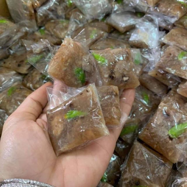 BÌ ỚT XIÊM XANH . 1 HỘP 10 CHIẾC