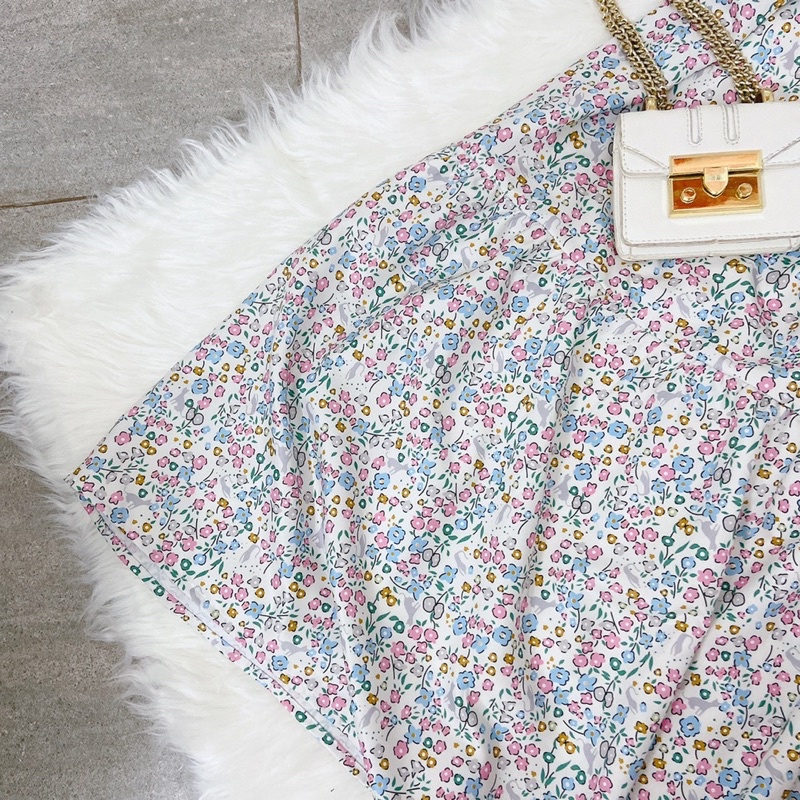 ĐẦM BBD HOA CỔ SEN TRẮNG NGỰC XẾP LY