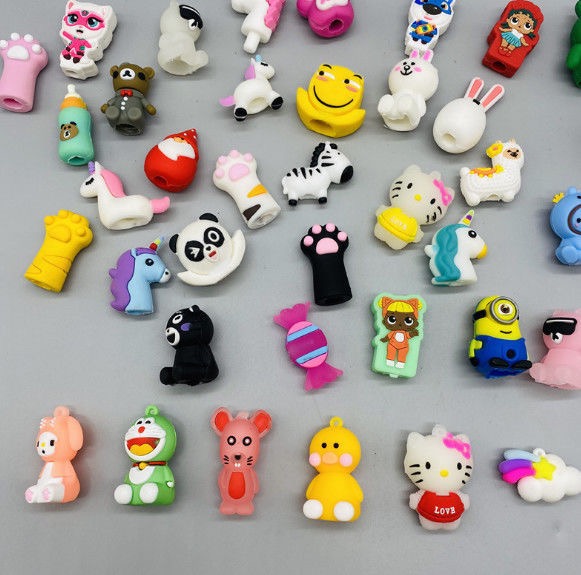 Đồ chơi mini đựng trong quả trứng xoay tạo bất ngờ vui nhộn dành cho trẻ em cỡ 3.5cm