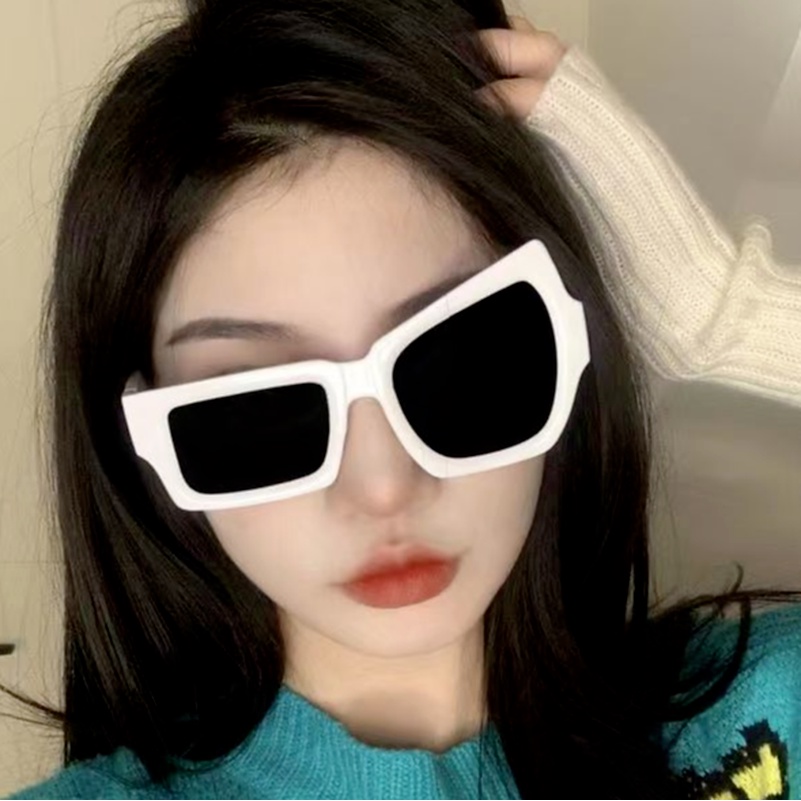 (KIQI-FASHION) COD Kính Mát Hình Mắt Vui Nhộn Chống Tia Uv400 Thời Trang Cho Nam Và Nữ